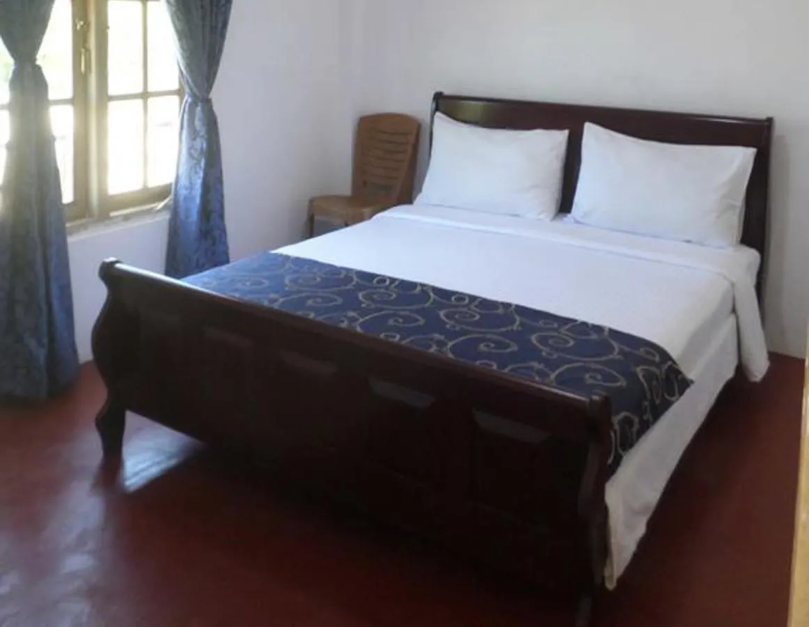 The Train View Bed & Breakfast Nuwara Eliya